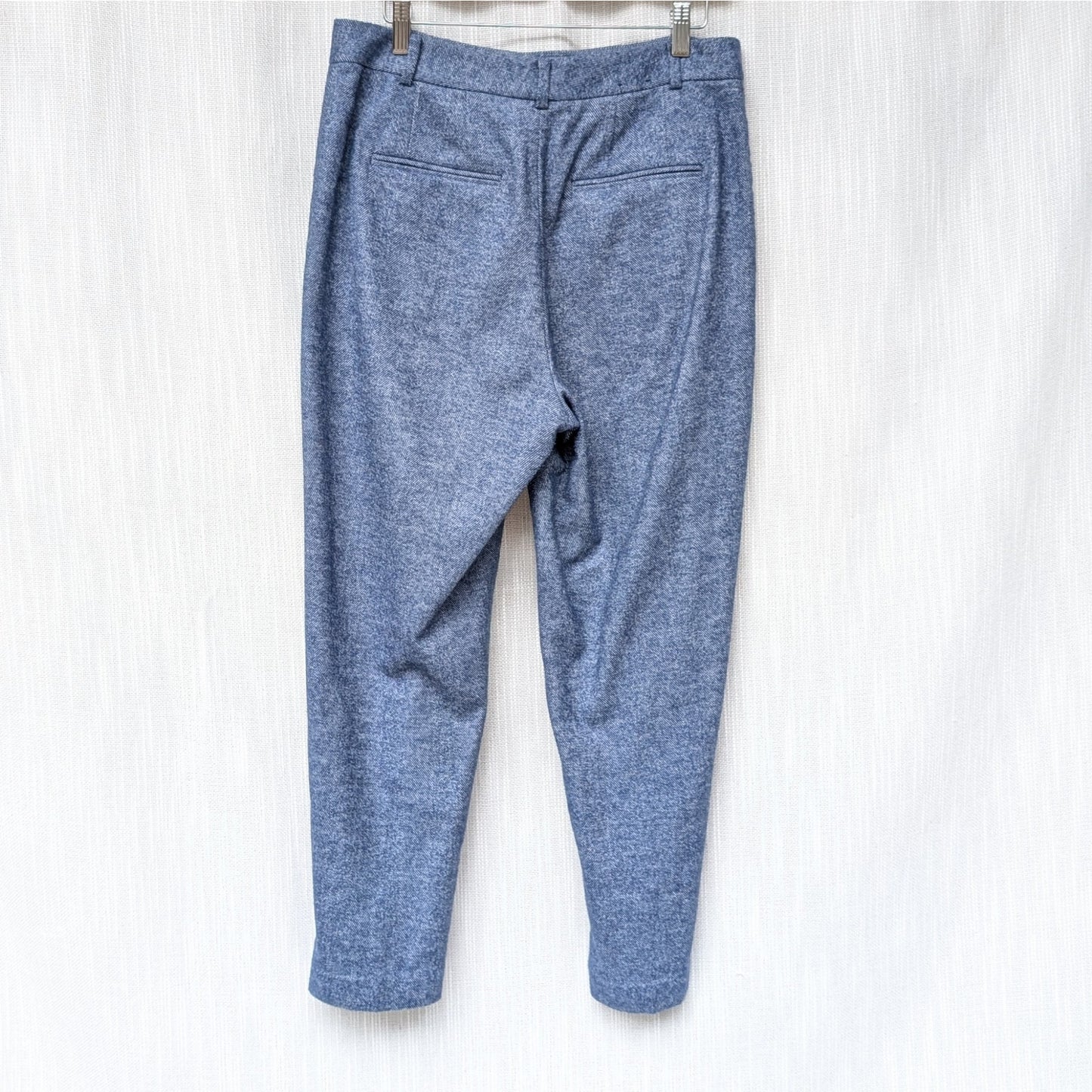 Club Monaco Wool Blend Straight Leg Mid Rise Ankle Chino Pants, size 8