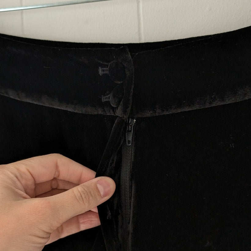 Swing Black Velvet Silk Blend Mid-rise Wide Leg Ankle Trousers Pants, size FR 40