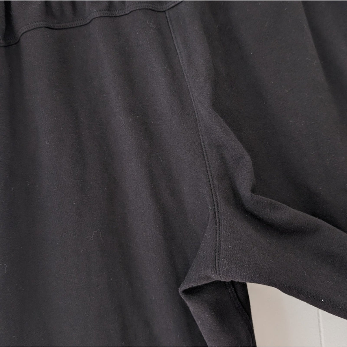 Athleta Triumph Hybrid Black Wide Leg Crop Athleisure Pants, size XS