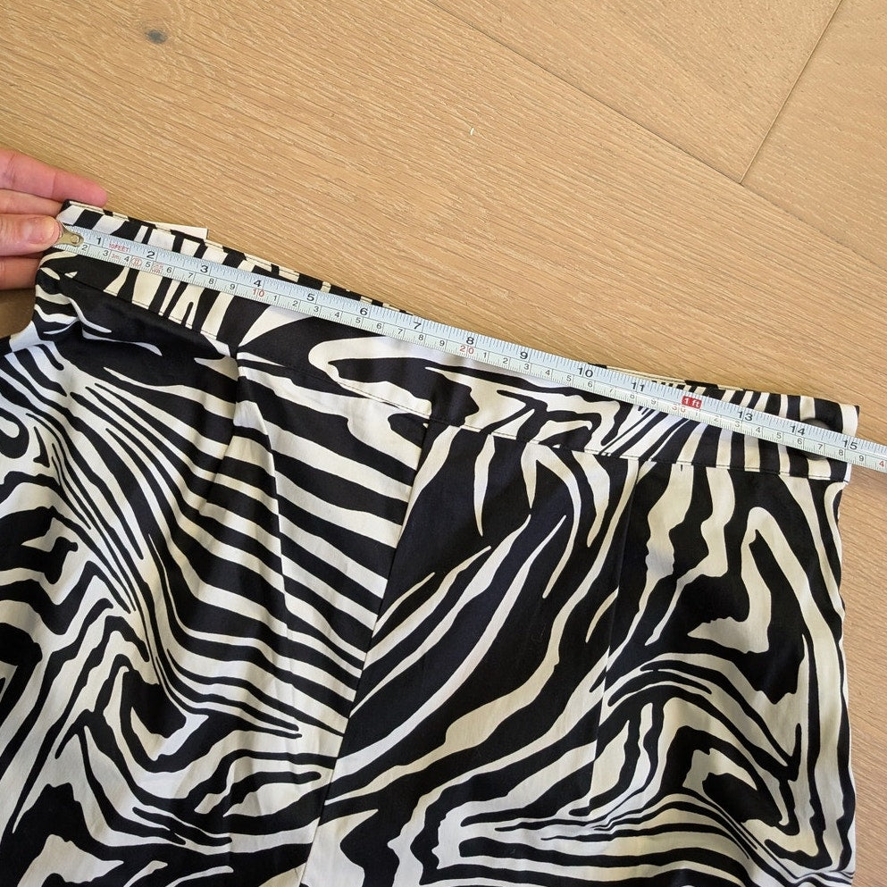 NWT Anthropologie Corey Lynn Black/White Zebra Striped Wide Leg Pants, size M