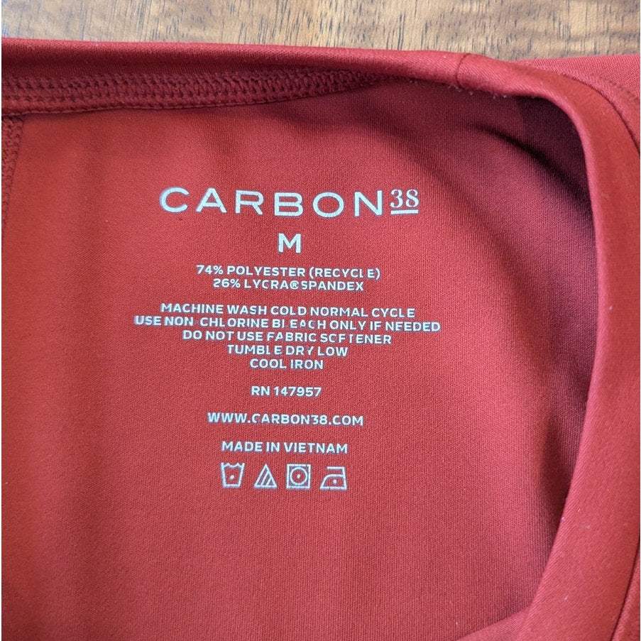 Carbon38 Long Sleeve Top In Diamond Compression Womens M Red Crewneck