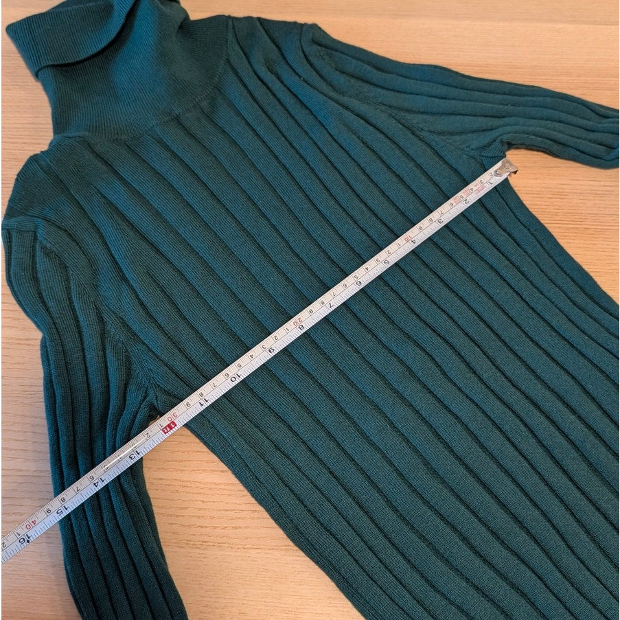 Banana Republic Nezha Sweater Womens S 100% Merino Wool Long Sleeve Turtleneck