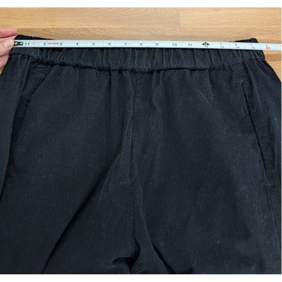 Velvet by Graham & Spencer Laney Cropped Corduroy Pants Black M