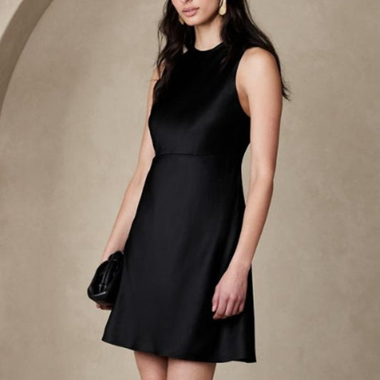 Banana Republic Alana Dress Womens 6 Black Silk Sleeveless Shift Mini NWT