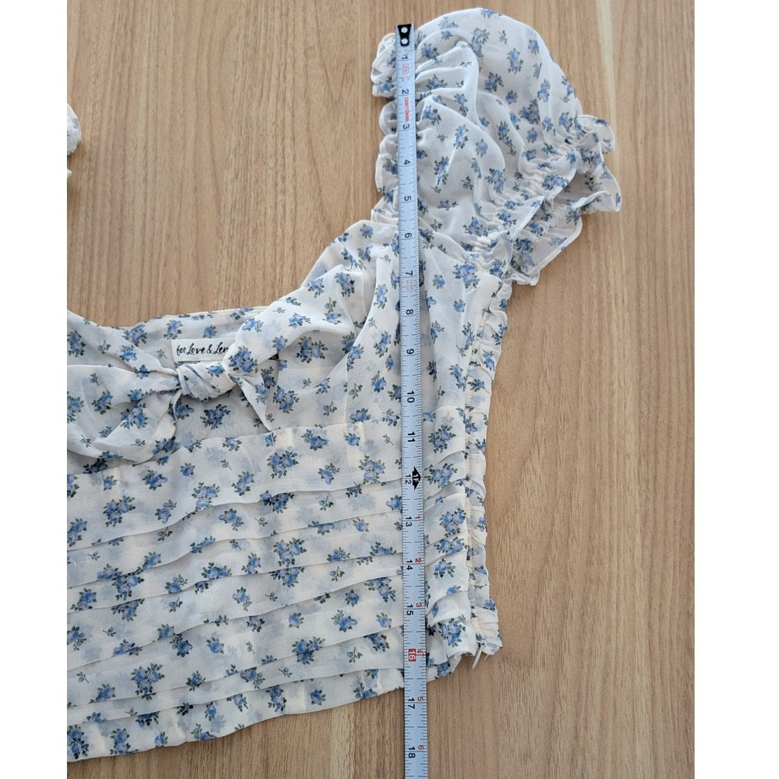 NWOT For Love & Lemons White Floral Chiffon Chateau Short Sleeve Top, size XS