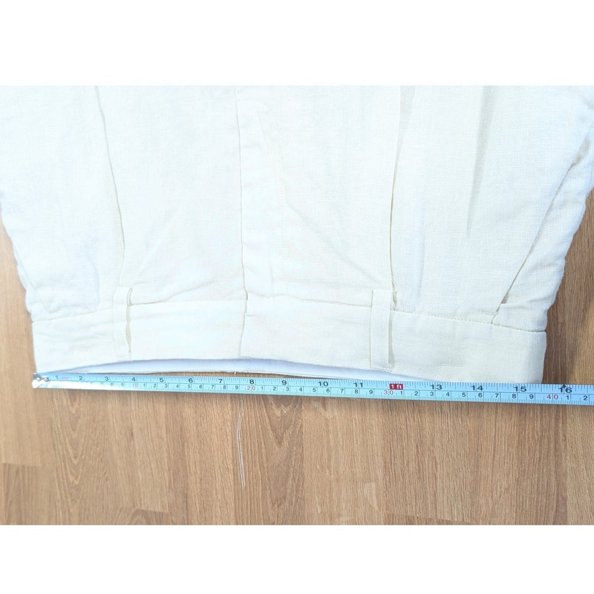 Reformation Cream Yellow Linen Pleated High Rise Shorts Size 8