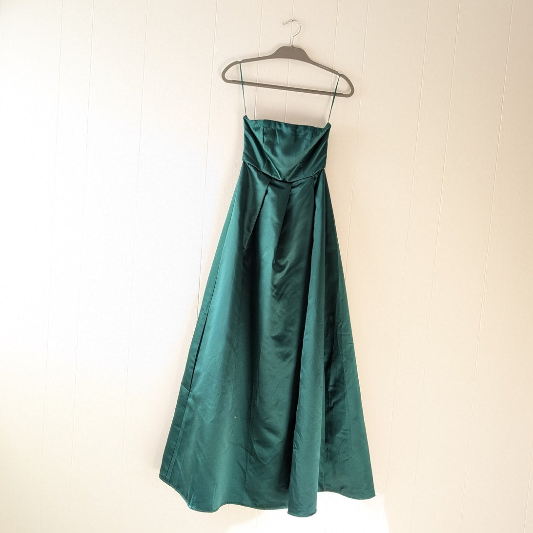 Showpo Queen Of The Show Strapless Maxi Fitted Dress in Emerald Satin, size 0