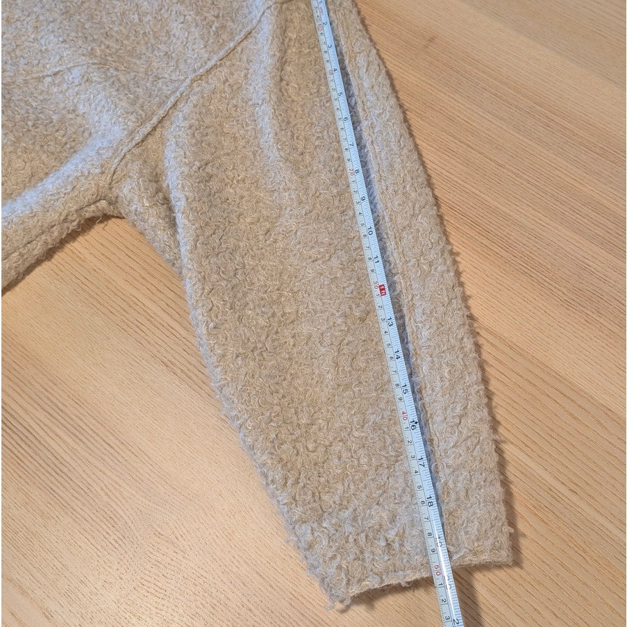 Zara Oversized Boucle Bomber Full Zip Long Sleeve Jacket, size M-L