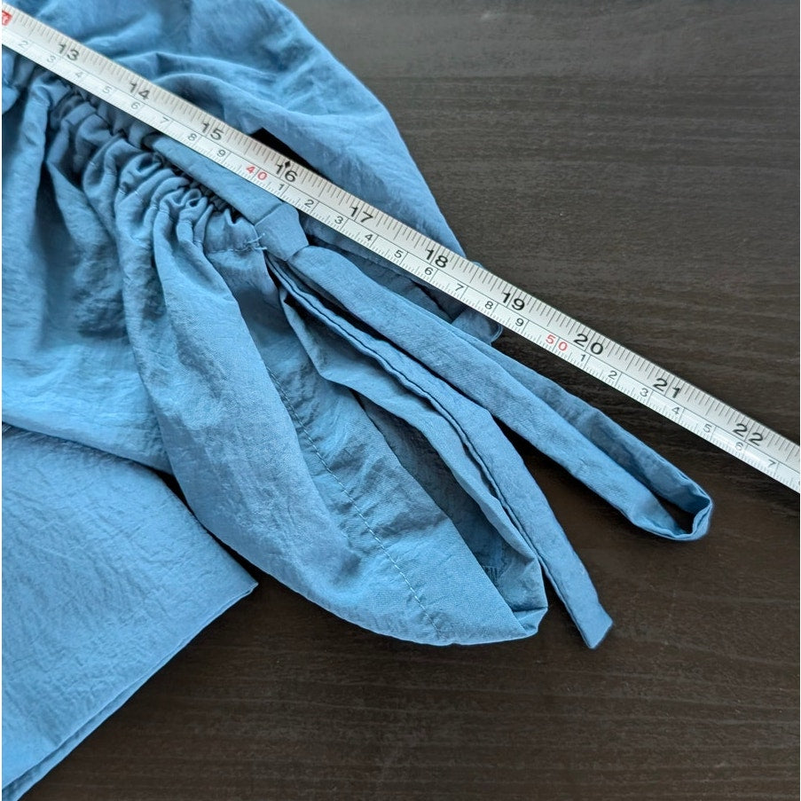 NWOT Cinq à Sept Blue Dale Nylon Gathered Sleeve Full Zip Short Jacket, size 6