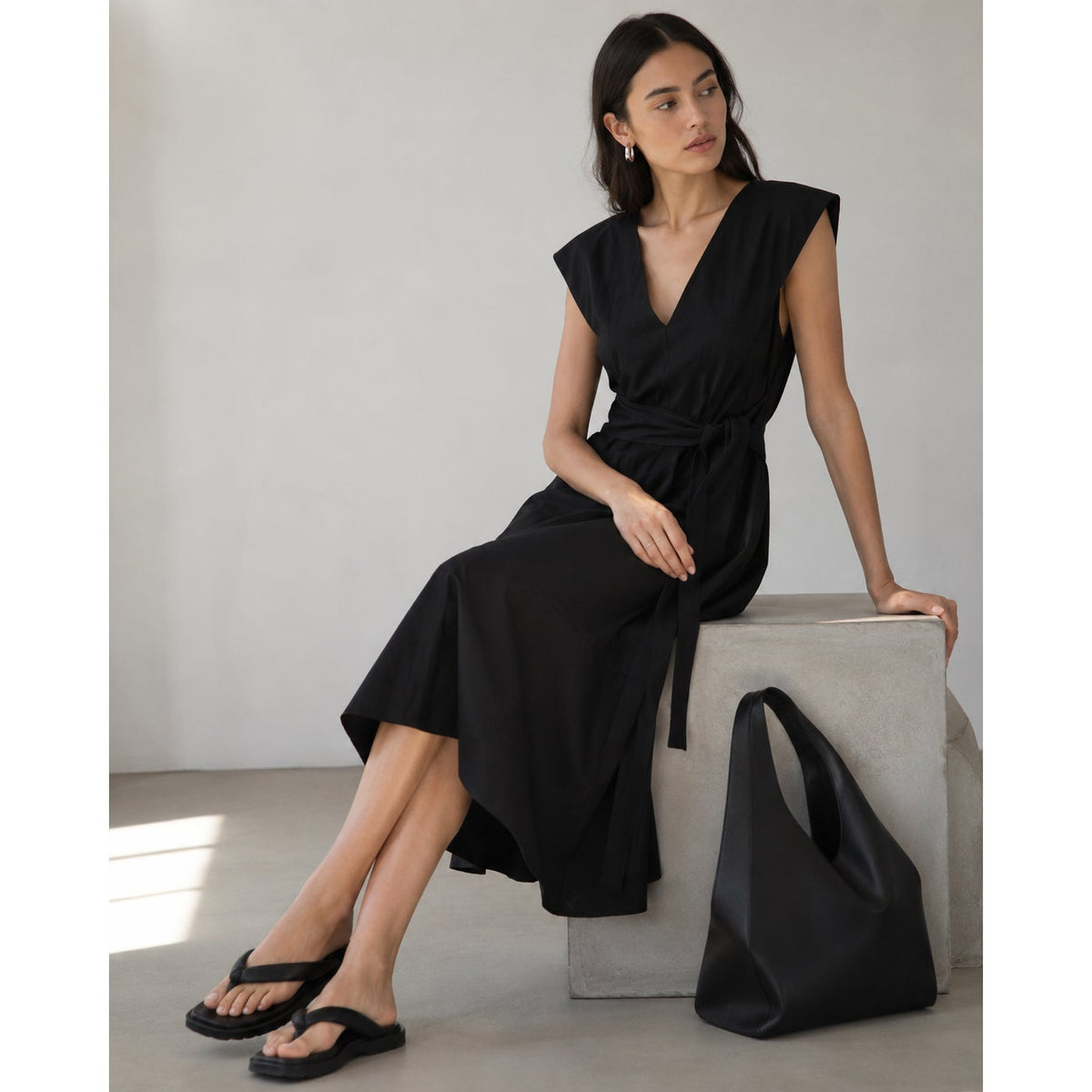 Vince Flutter-Sleeve Tie-Back Midi Dress Womens M Black V-neck Sleeveless