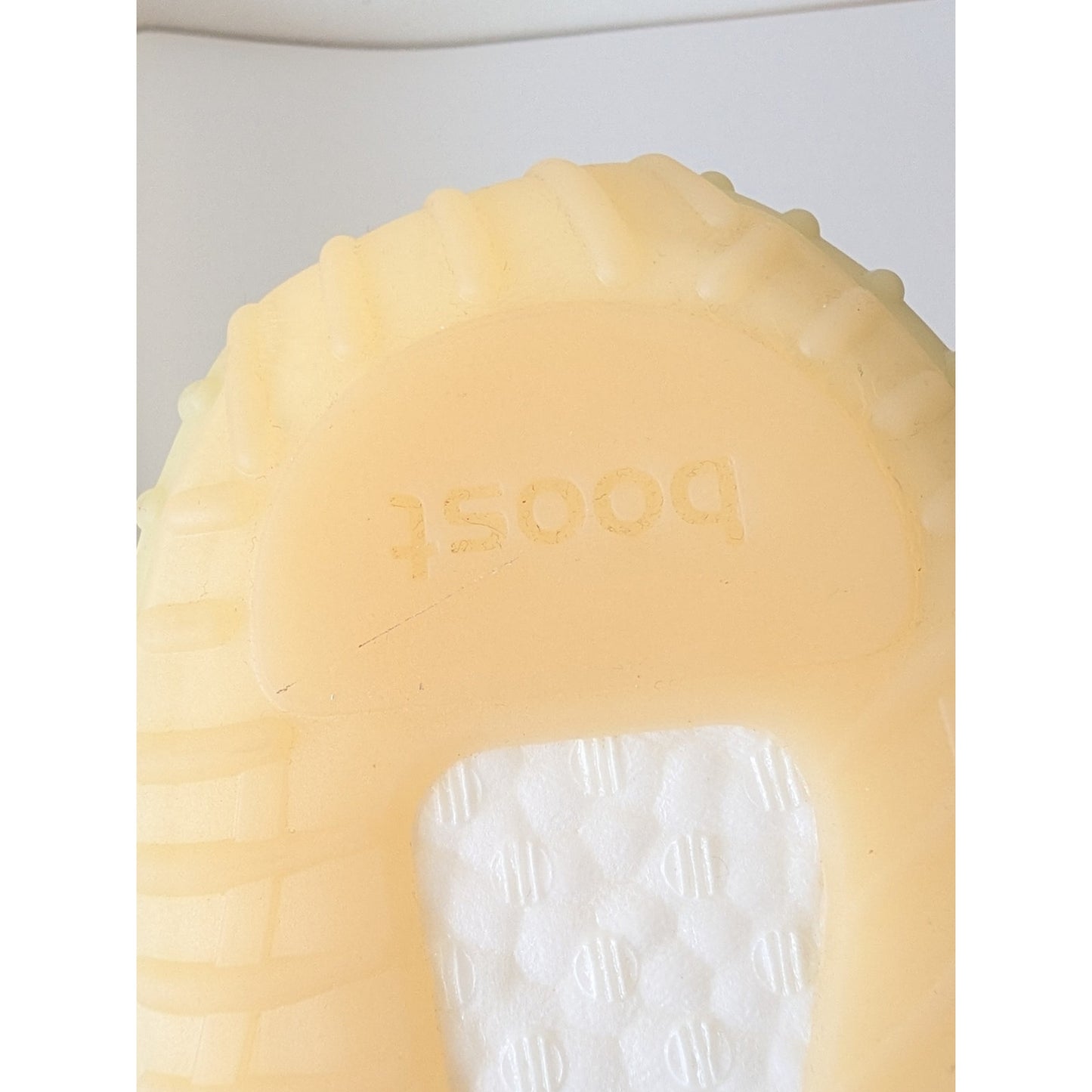 NWOT Adidas Yeezy Boost 350 V2 Natural Men's Size 11