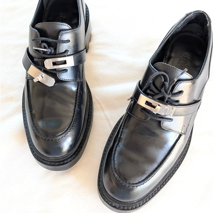 Hermès Derby First Oxford Womens EU 39/ US 8.5 Black Leather Logo Kelly Buckle