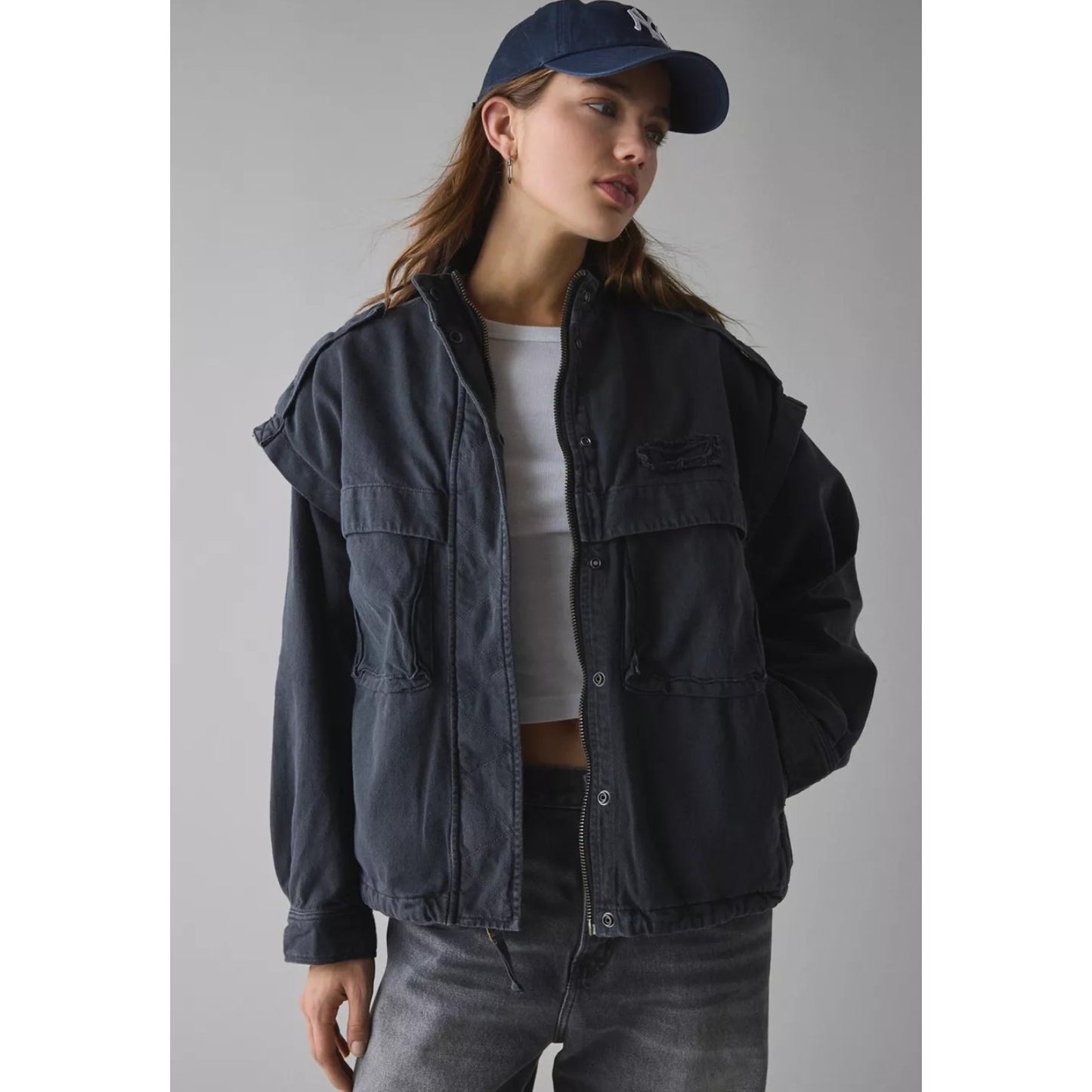 NWT UO Alpha Industries Oversized CTN Utility Jacket in Charcoal, size M