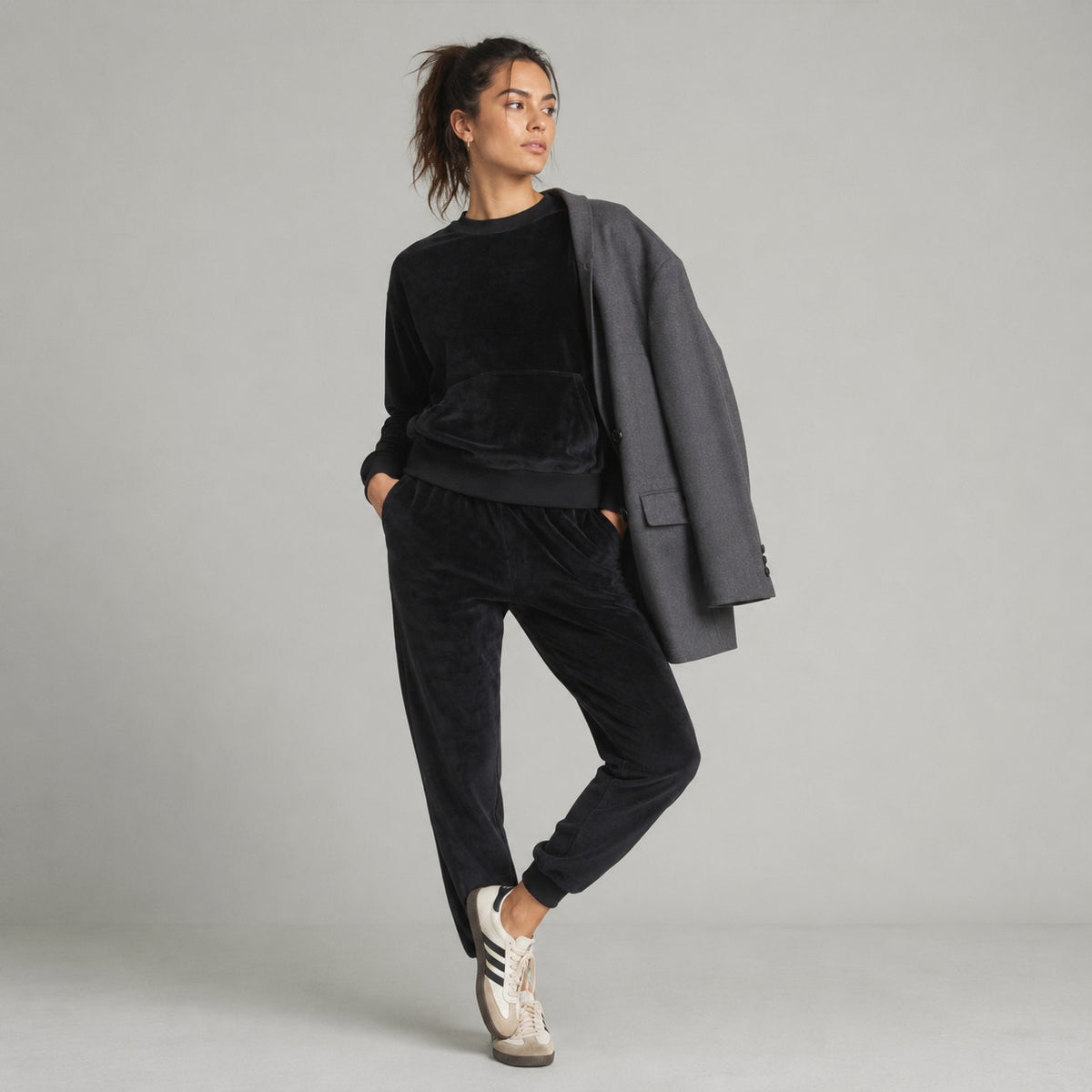 Carhartt WIP 2PC Silverton Velour Set: Sweatshirt Sweat Pants, in Black sz XS/S