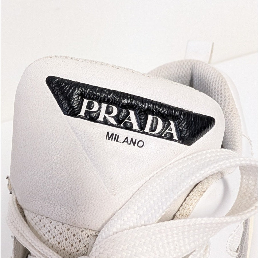 Prada 1E909L Leather Sneakers Womens EU39.5/US 9.5 White Low Top Striped