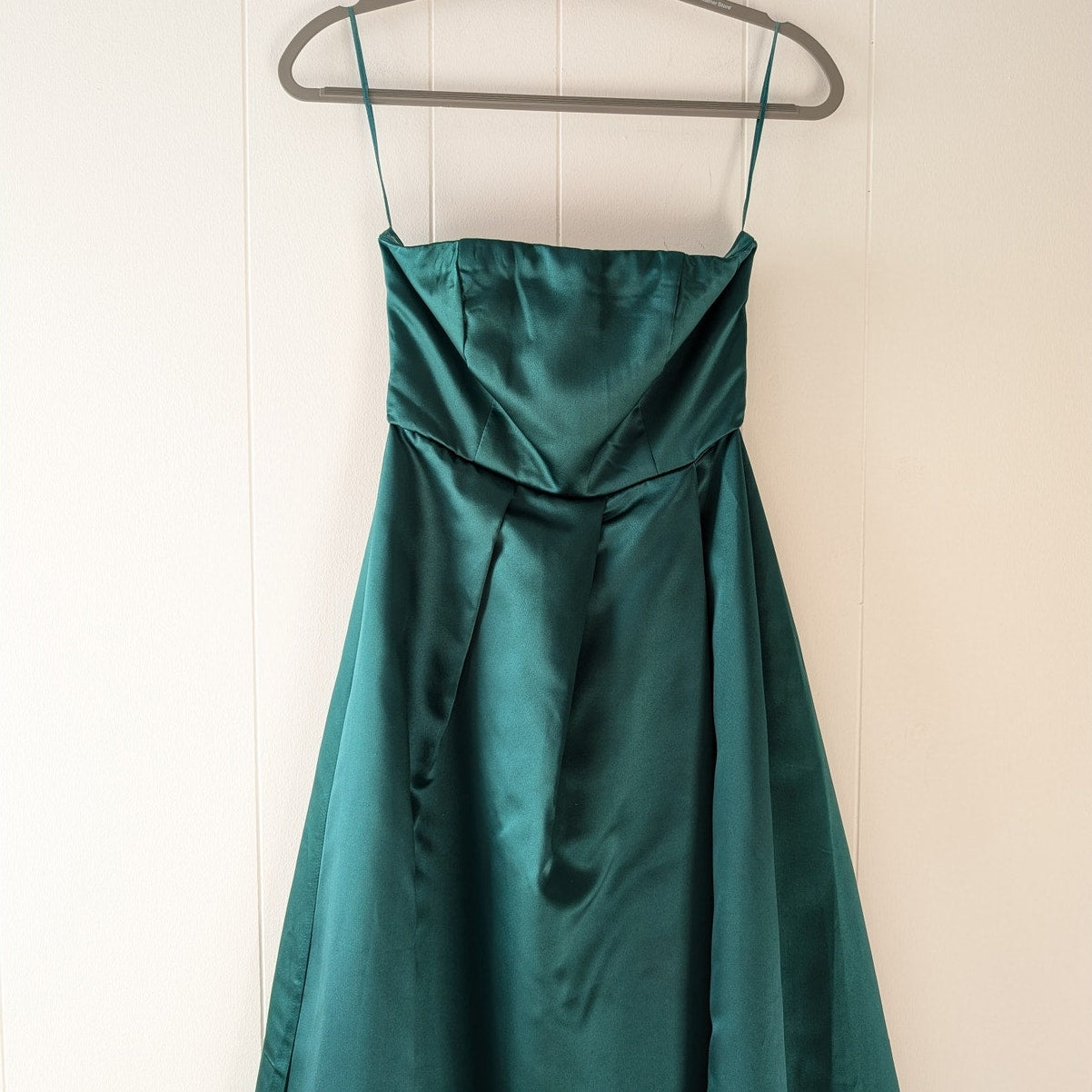 Showpo Queen Of The Show Strapless Maxi Fitted Dress in Emerald Satin, size 0