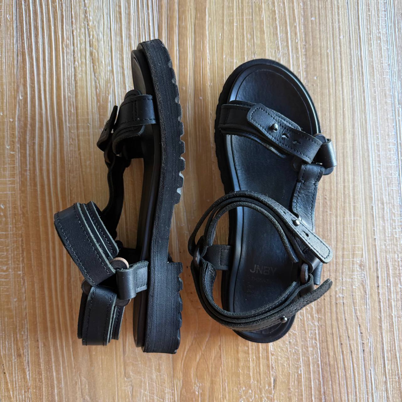 JNBY Sandals Womens Eu 38/US 7.5 Black Leather Strappy Open Toe 7H35A004