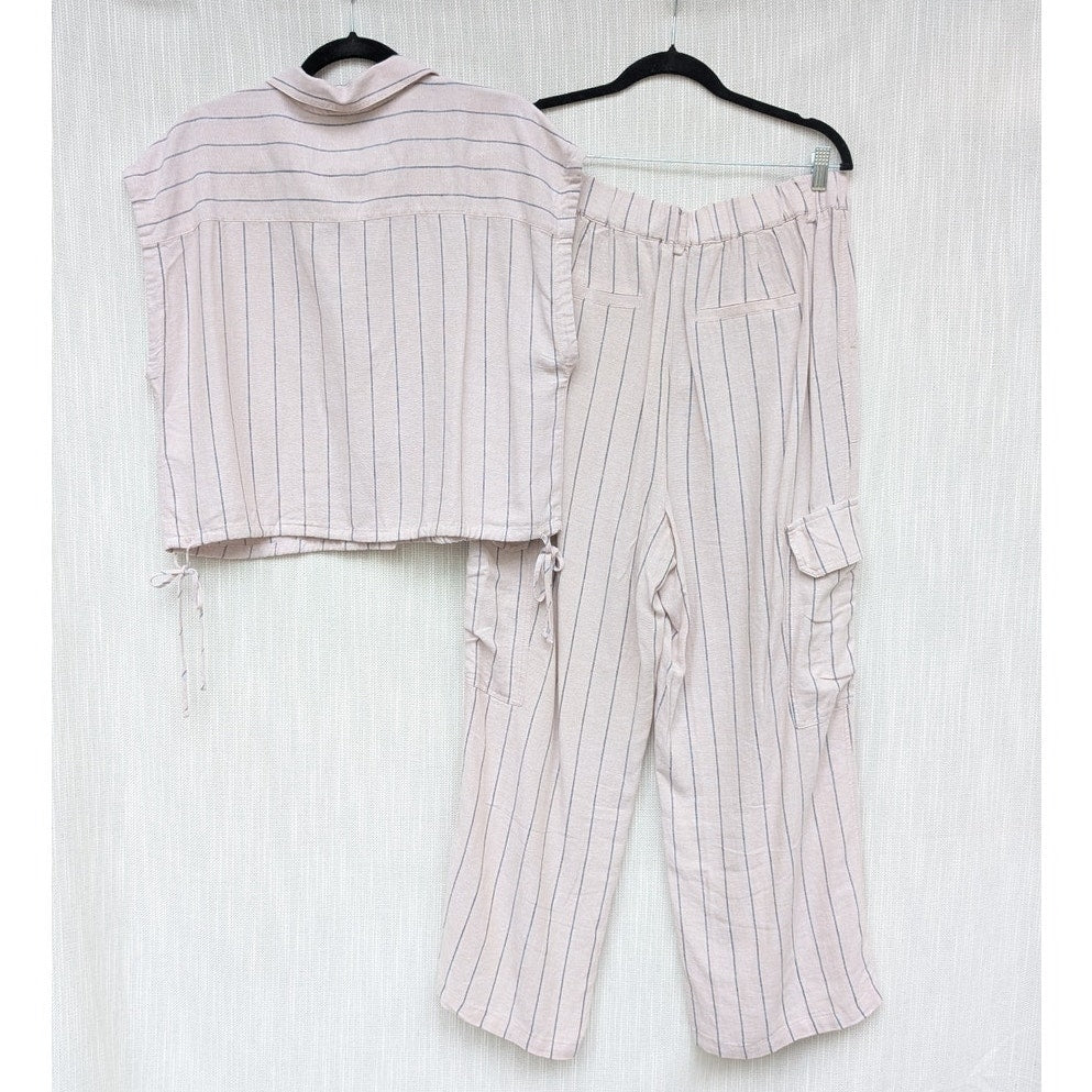 Ellen Tracy Linen-Blend Shirt and Linen-blend Cropped Cargo Pants, size L