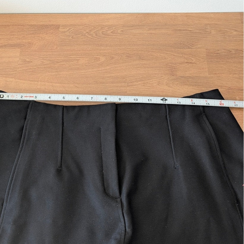 Lululemon Utilitech Relaxed-Fit High-Rise Short Womens 12 Wrinkle-free Twill