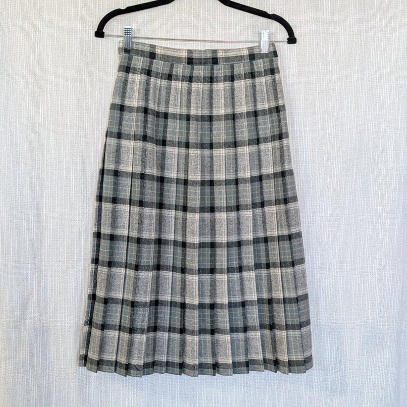 Laird-Portch of Scotland Plaid Wool A-line Midi Skirt Gray/Green Size 8