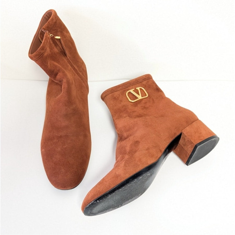 Valentino Garavani VLogo Cognac Suede Ankle Boots Womens EU 40/US 10 Low Heel