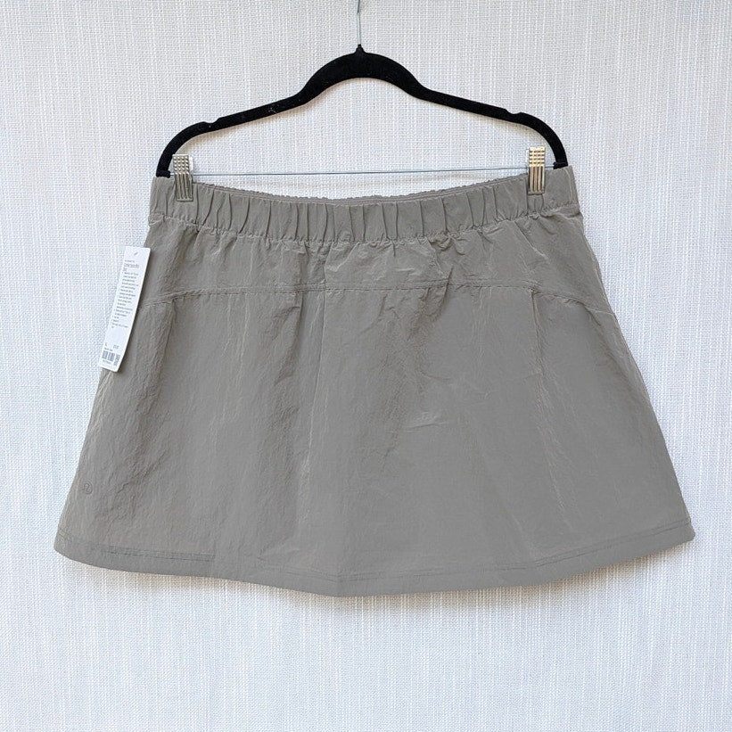 Lululemon Crinkle Nylon High-Rise Mini Skirt Womens XL Warm Gray Skort NWT