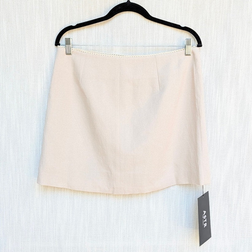 ASTR Cailey Crochet Trim Button-Front Mini Skirt Womens L Natural A-line NWT