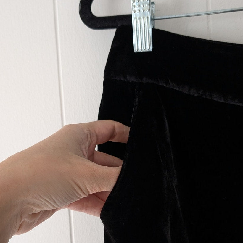 Swing Black Velvet Silk Blend Mid-rise Wide Leg Ankle Trousers Pants, size FR 40