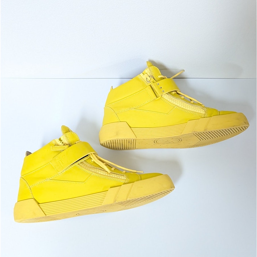 Giuseppe Zanotti The Shark Strap Leather Zip High Sneakers Womens EU41/US11