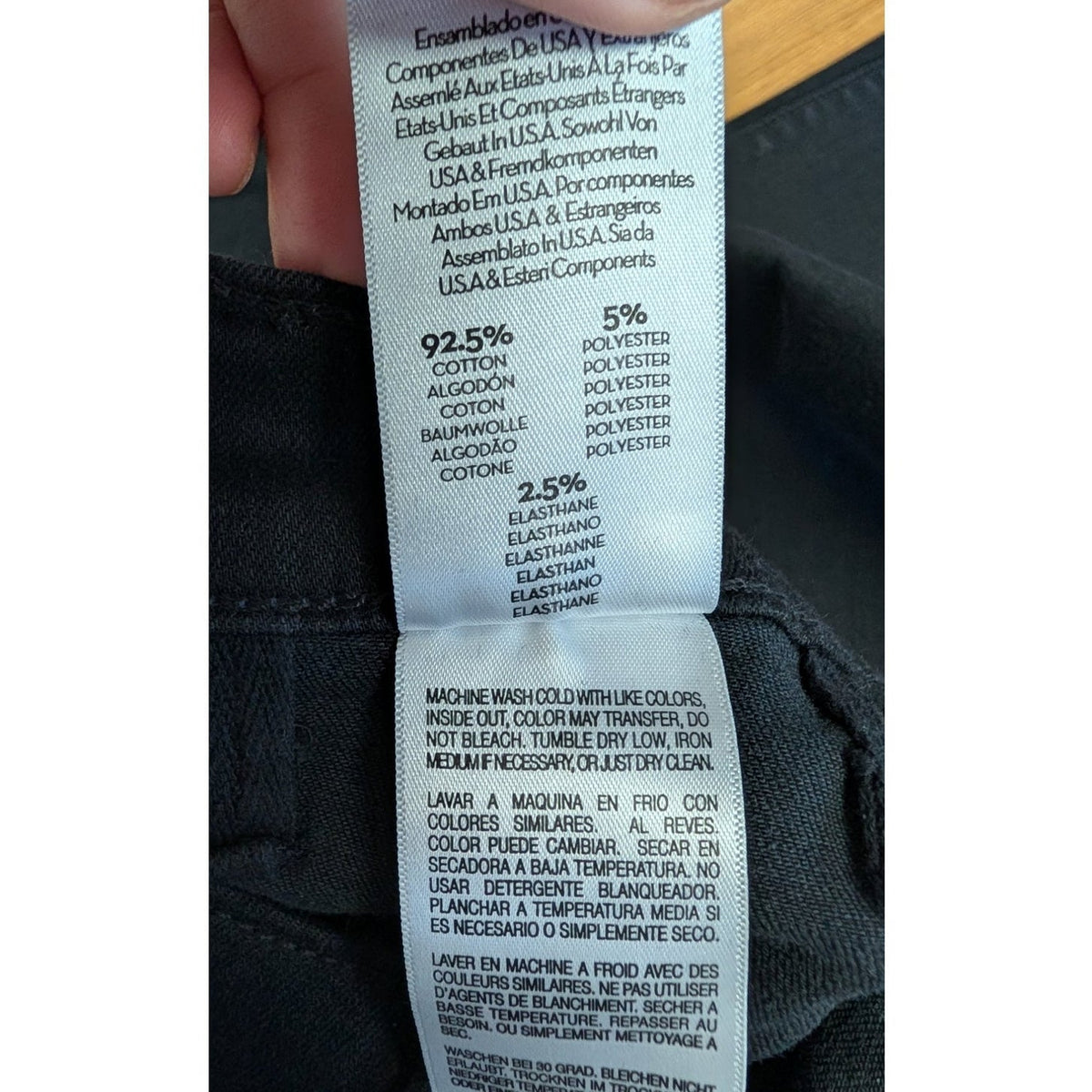MOTHER The Hustler Patch Pocket Ankle Fray Jeans Not Guilty Black 25