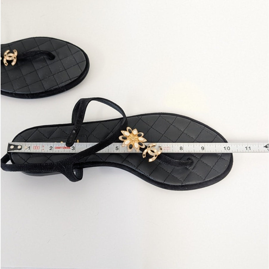 Chanel Thong Sandals G45025 Womens EU40/US9 Black/Gold Leather Strap Floral Logo