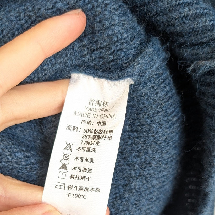 Realtakai RT Blue Knit Crewneck Long Sleeve Sweater, size M
