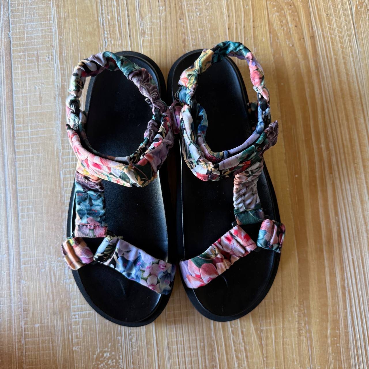 A.P.C. x Liberty Sandals Womens EU 38/US 8 Multi Floral Platform Open Toe NWOT