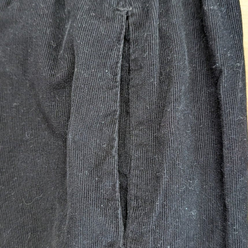 Velvet by Graham & Spencer Laney Cropped Corduroy Pants Black M