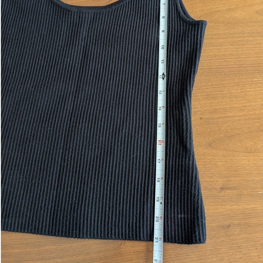 Aqua Black Knit Ribbed Slim Fit Sleeveless Sculpt Tank Top, size S