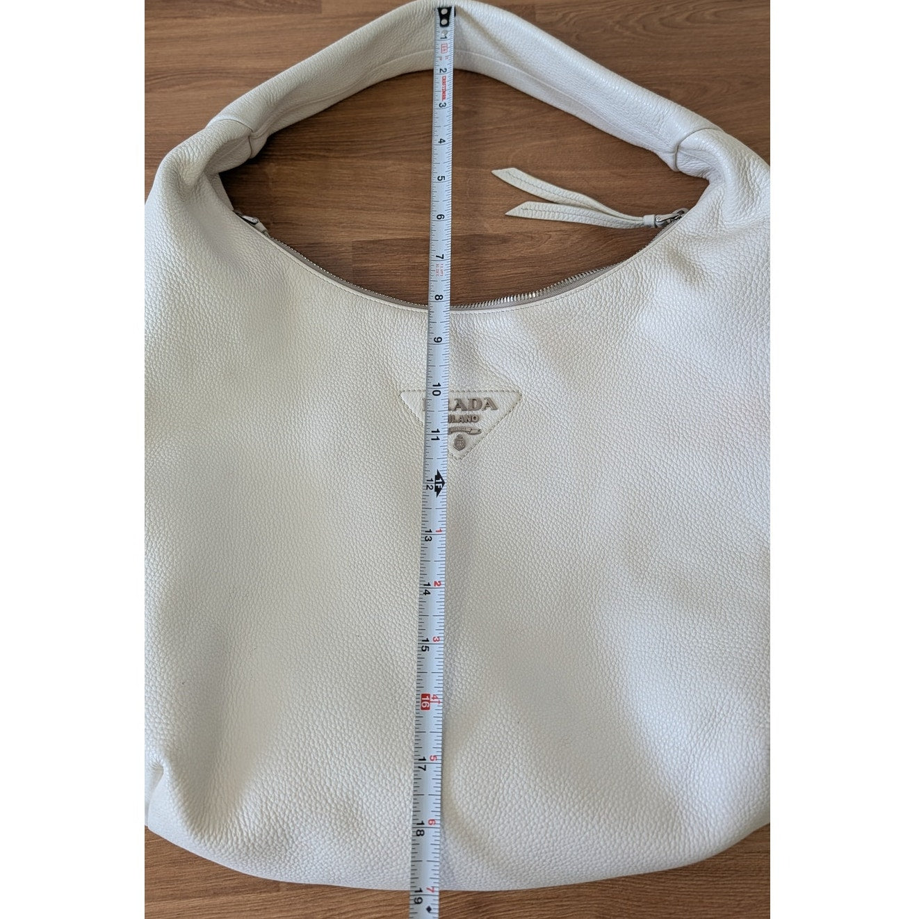 Prada Vitello Daino Leather Hobo Shoulder Bag Womens White Logo Zipper