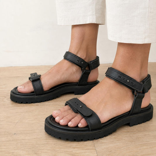 JNBY Sandals Womens Eu 38/US 7.5 Black Leather Strappy Open Toe 7H35A004