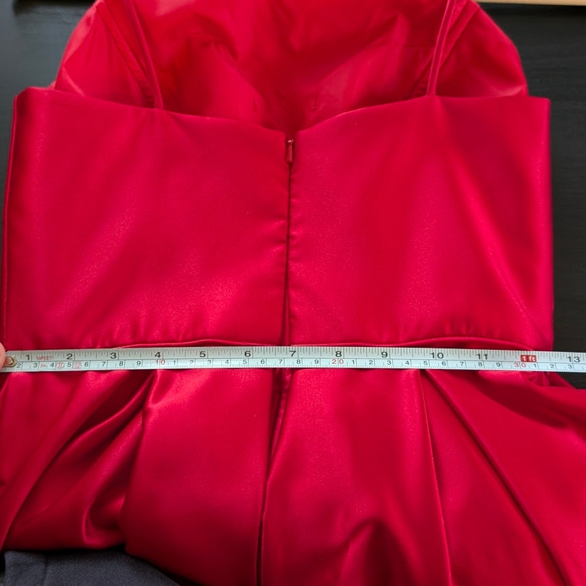 Avery G Red Ball Gown Prom Formal Evening Satin Long Sleeveless Dress, size 6