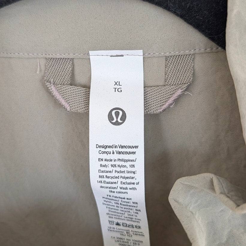 Lululemon Crinkle Nylon Cinchable Jacket W3JDKS Womens XL Water-repellent Zip