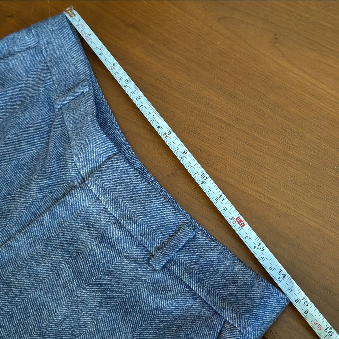 Club Monaco Wool Blend Straight Leg Mid Rise Ankle Chino Pants, size 8
