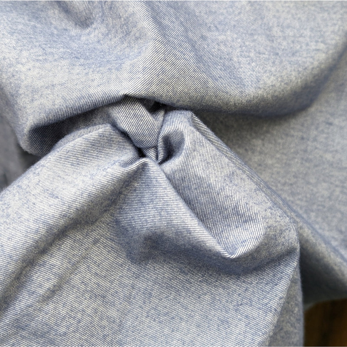 NWOT Richard Nicoll Soft Cotton Blue Button Down Hidden Placket Shirt, size L/40